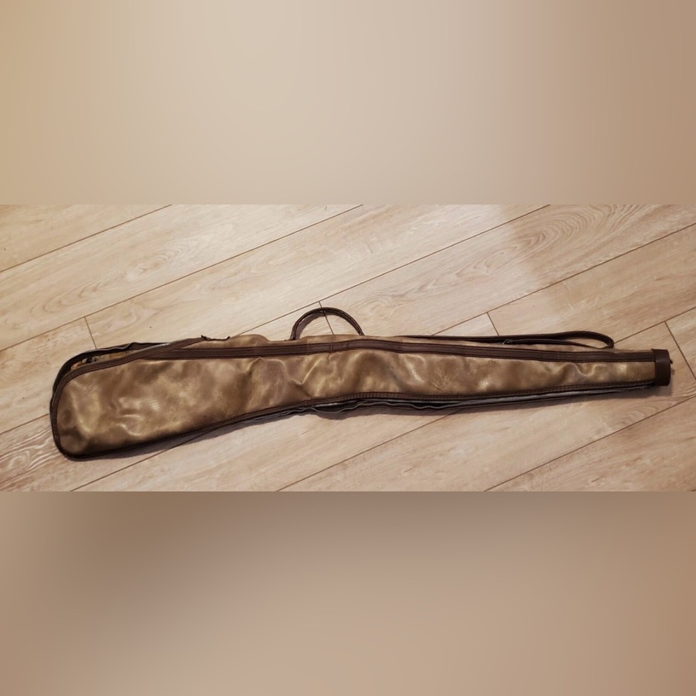 Vintage Apache Talon leather case.